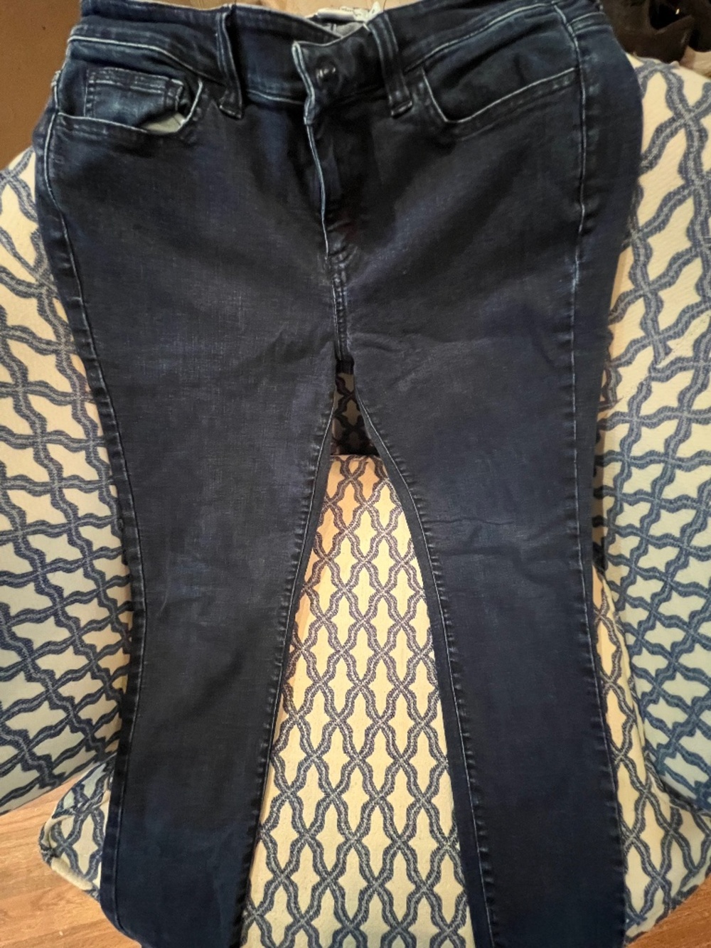 Vineyard vines straight leg jeans